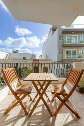 Charming 2BR Apt with Cosy Balcony in Marsascala by 360 Estates